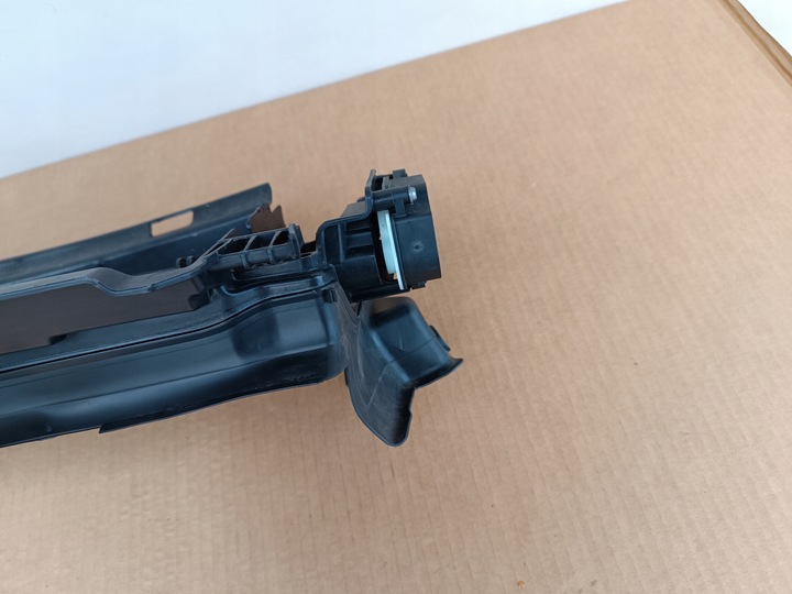 фото №15, Volvo xc60 xc 60 ii 2018+ жалюзи впуск руль воздуха 32296801