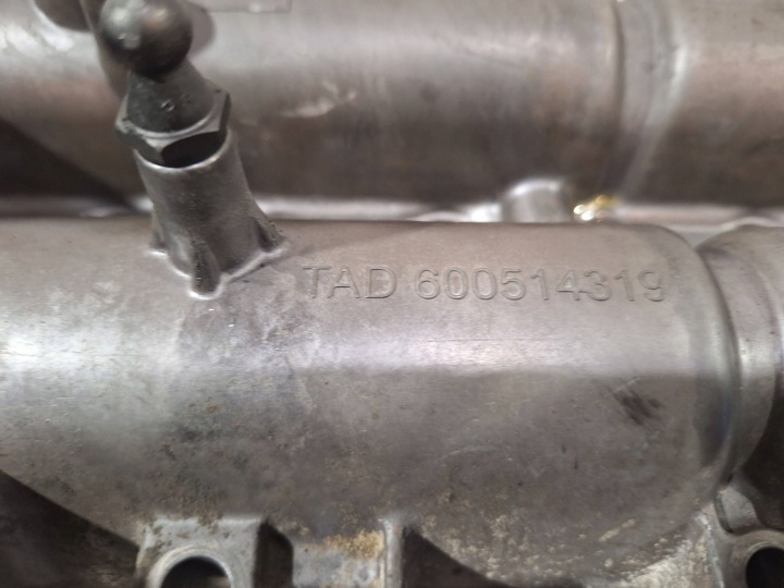 фото №9, Кришка клапанів вали 55565886 opel vectra c zafira b 1.9 cdti 16v 04-