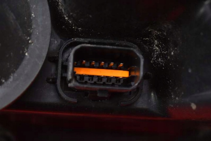 фото №10, Фара правые лампа перед uk 162982-00 citroen c4 picasso 06-13