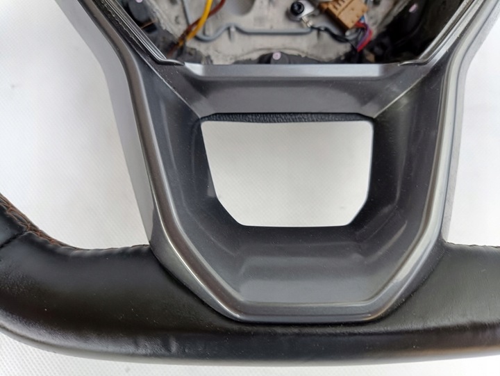 фото №6, Cupra formentor seat leon iv кермо пелюстки