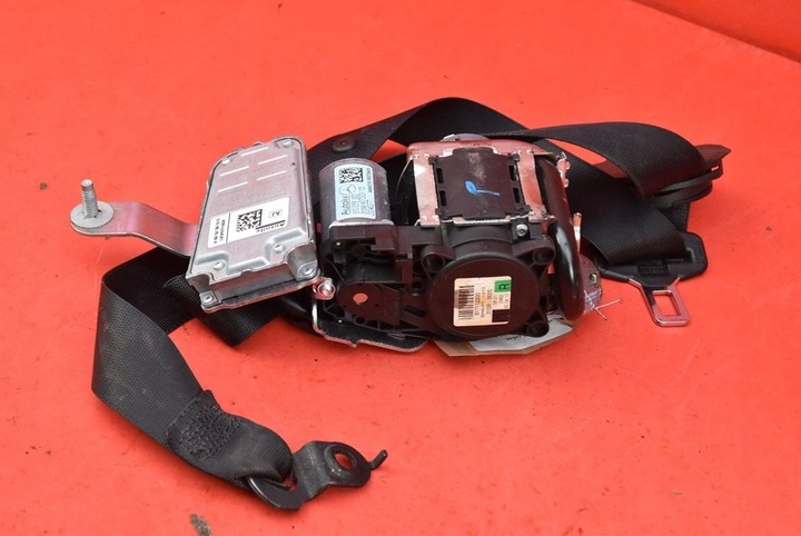 фото №5, Pas безпеки праві перед eu 610035800d mercedes e-klasa w212 09-13