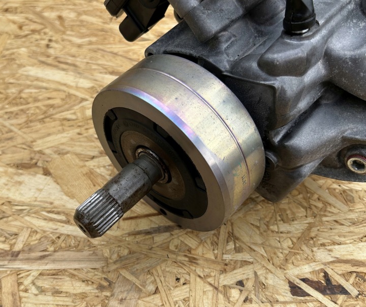 фото №12, Розподільник редуктор коробки porsche macan turbo 95b 95b341010 95b927755b