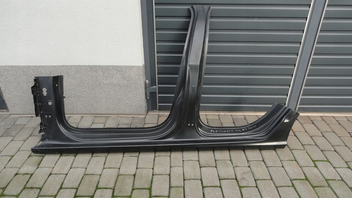 фото №1, Audi a3 s3 sedan 8v5 13-20 порог стойка левый