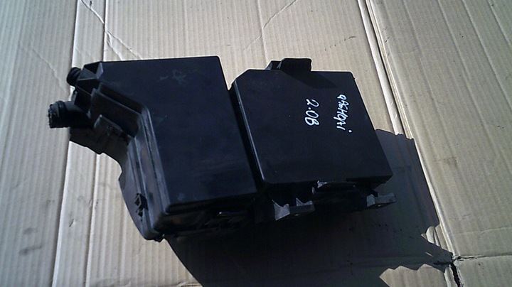 фото №1, Nissan qashqai i j10 2.0 b корпус запобіжників