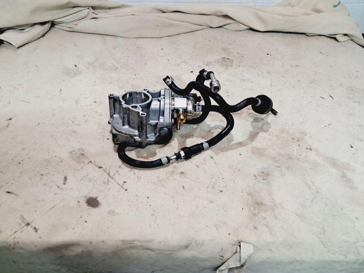 фото №9, Насос топлива вакуум audi a4 8w a5 8w6 2.0 tfsi 06k127027c 06k145100p