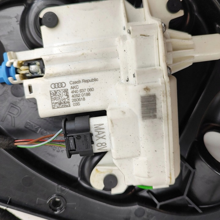 фото №7, Audi q8 2018 правая сторона замок дверь передних