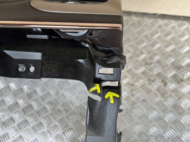 фото №10, Панель консоль капот grand cherokee wk2 рестайлінг