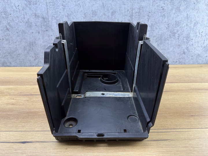 фото №7, Основание корпус акумулятора ford focus mk3 eu org