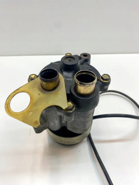 фото №8, Водяна помпа  mercedes-benz sl r107 a1161401286 26763556 3.8l 150kw 1982