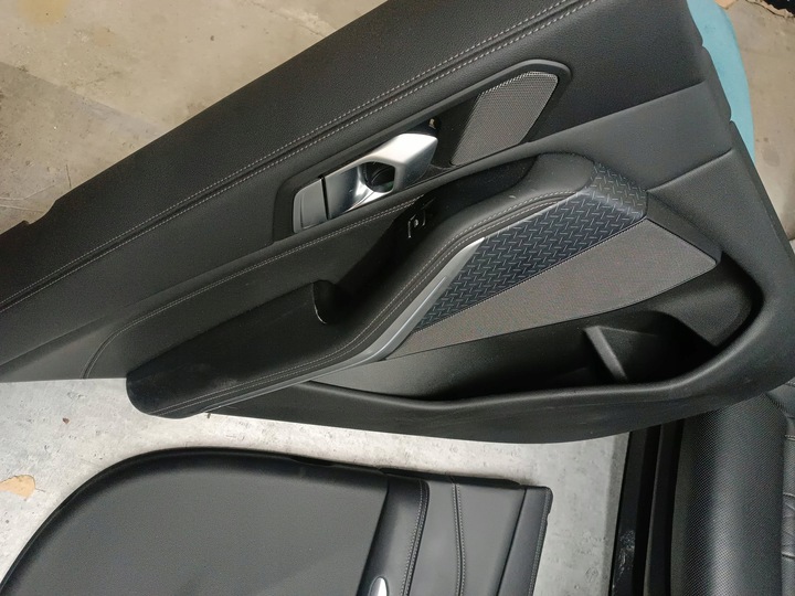 фото №9, Сиденья диван обшивки туннель bmw x5m g05 f95