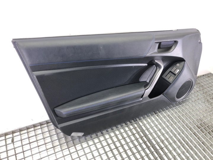 фото №2, Боковина дверь левый перед subaru brz sportowy/coupe обивка