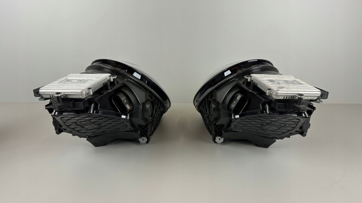 фото №6, Porsche carrera 911 992 фара правая полный led matrix usa sae 992941086j