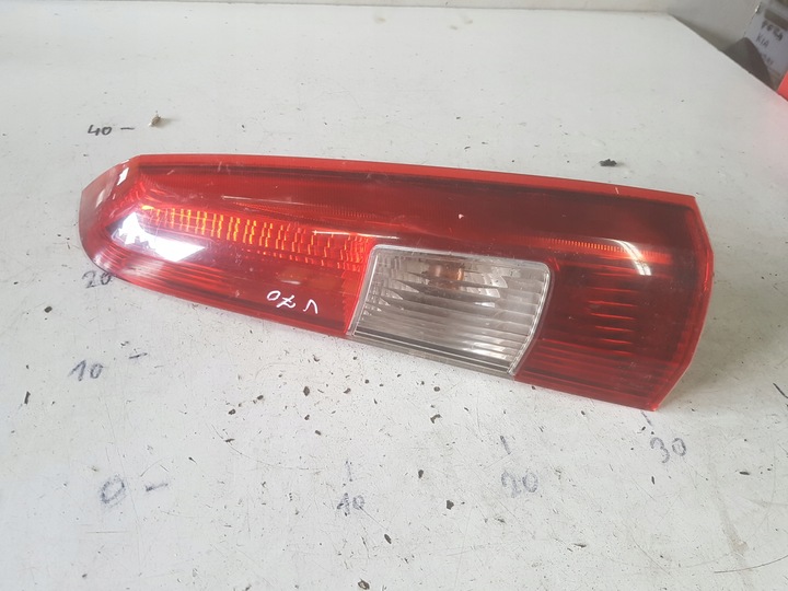 фото №1, Volvo v70 2 ii 00-04r лампа права зад задня