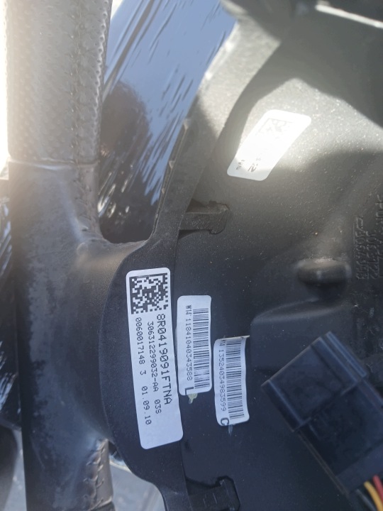 фото №5, Audi a3,8p.kierownica+ подушка комплект 8r0419091