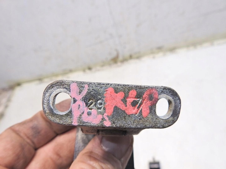 фото №2, Петля петлі кришки lc9z vw golf v plus