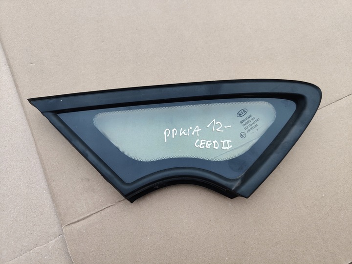 фото №1, Стекло боковая правые перед 12-16 kia ceed ii универсал