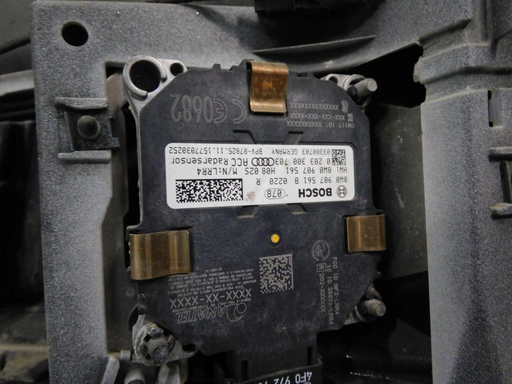 фото №9, Audi a4 b9 8w бампер перед переднее комплектный радары ls9r