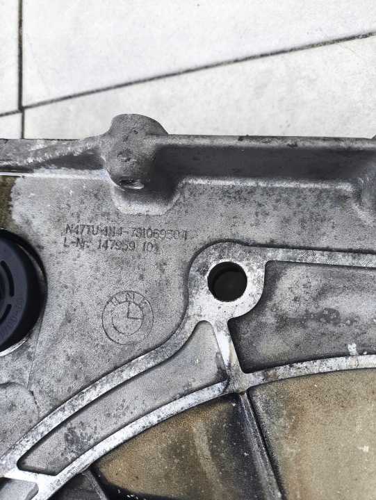 фото №8, Bmw e90 кришка корпус грм bmw e84 f10 f25 f30 n47 2.0d 7810695 ?