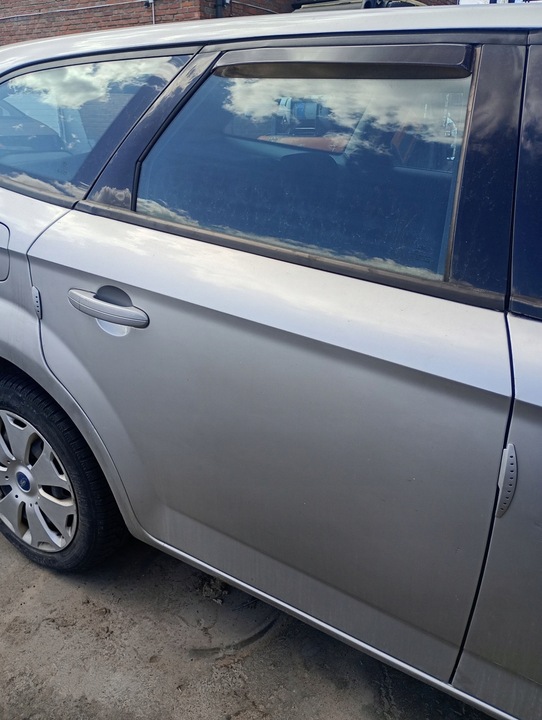 фото №1, Ford mondeo mk4 универсал дверь зад задние правые 66 w цвет