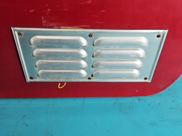 фото №13, Крышка задняя багажника стекло зад mercedes vito w639 красный