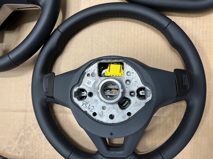 фото №8, Кермо vw caddy 2k7 vw t6.1 multivan t6.1 мультифункція dsg шкіра