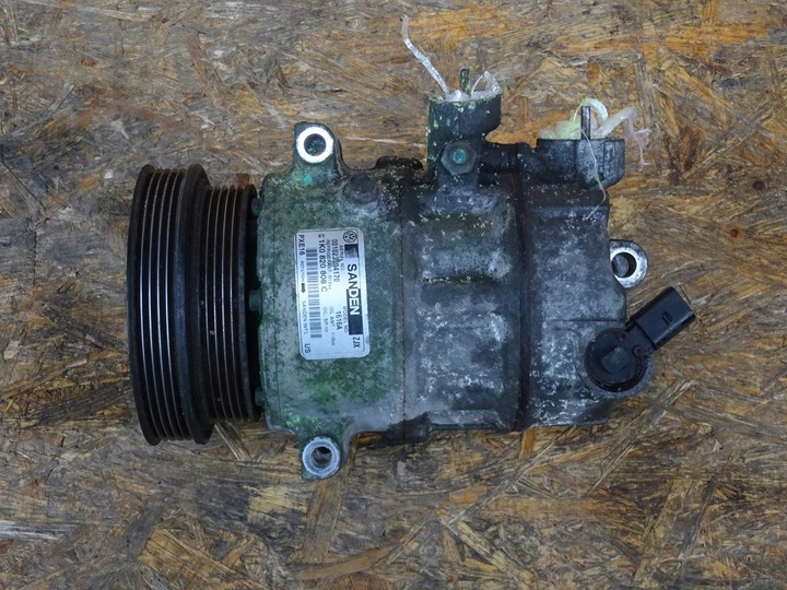 фото №7, Audi rs3 8p ttrs 8j 2.5 tfsi компрессор насос кондиционера 1k0820808c