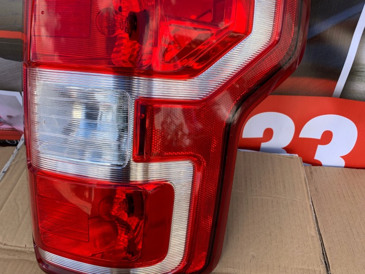 фото №6, Фара права зад ford f150 f-150 xiii рестайлінг 2017-