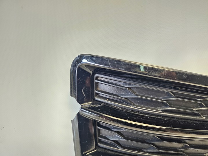 фото №7, Решётка бампера правая audi q3 8u s-line рестайлинг 8u0807681k 2011-2018 оригинал