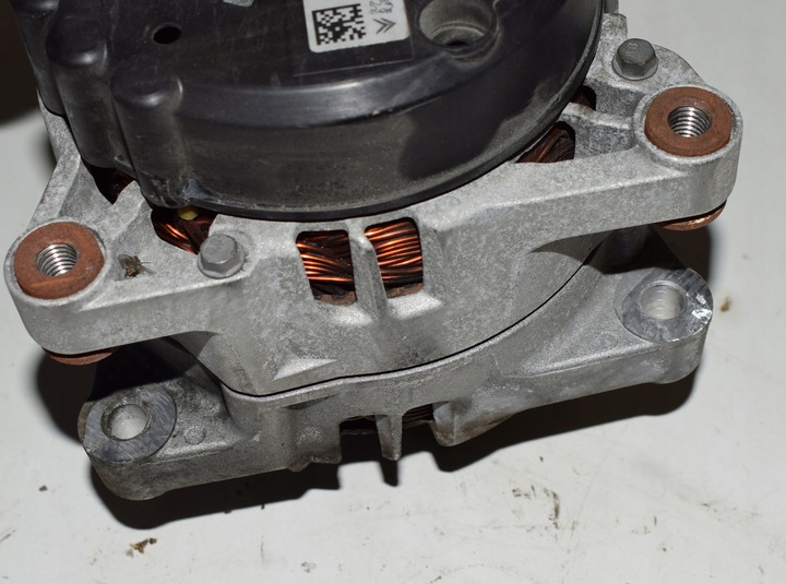 фото №6, Peugeot 407 citroen c5 iii 3.0 hdi генератор 9678049580