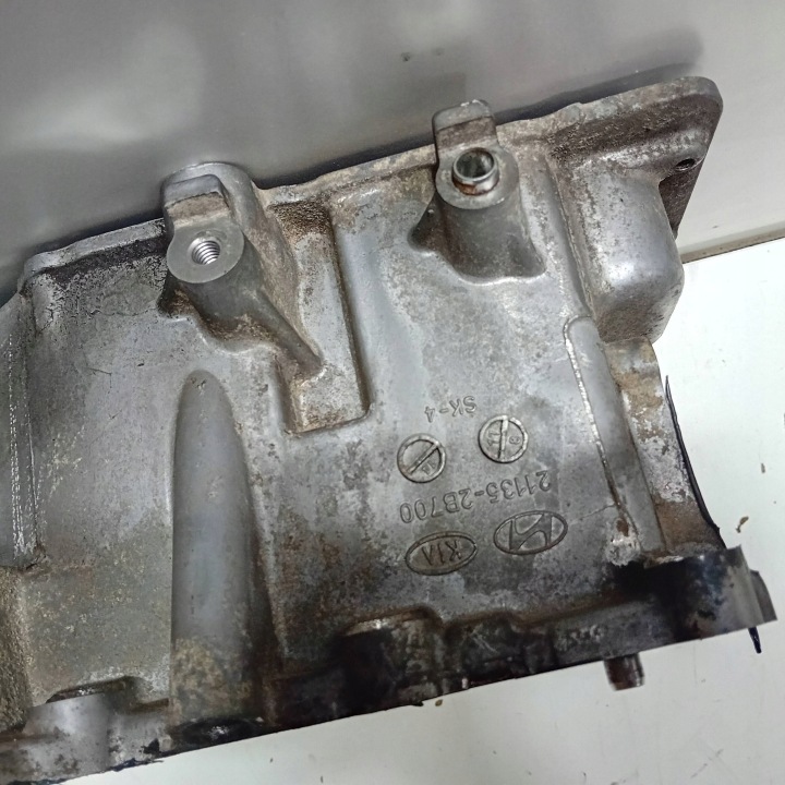 фото №9, Hyundai kia 1.6 бензин піддон масла масла 211352b700
