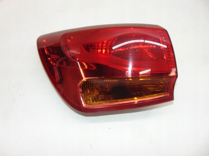 фото №1, Kia ceed 2 ii універсал 12- лампа ліва зад 92401-a23