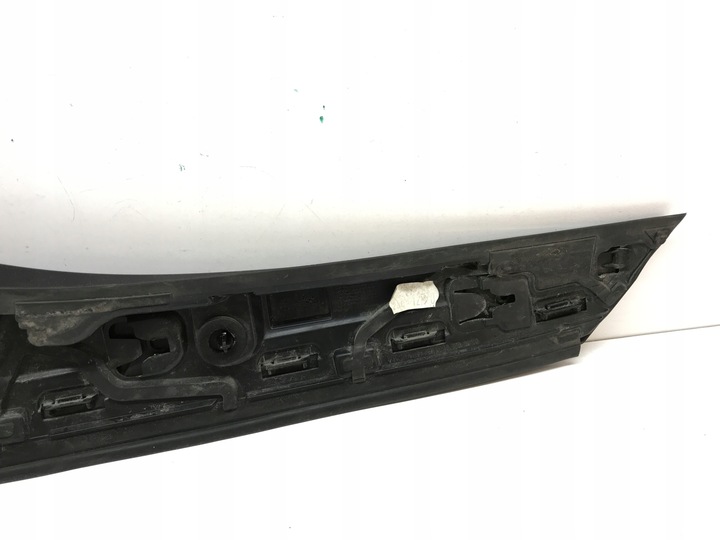 фото №10, Mercedes cla w118 планка защита спойлер крышки багажника правая a1187901000