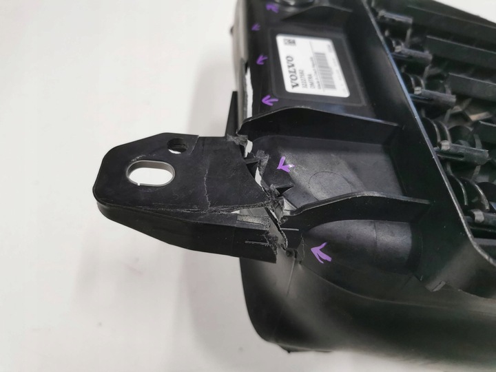 фото №8, Ролета, жалюзі, кермо повітря volvo xc-40 рестайлінг 2.147