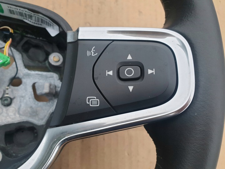 фото №5, Кермо шкіра мультифункція volvo xc40 32227629