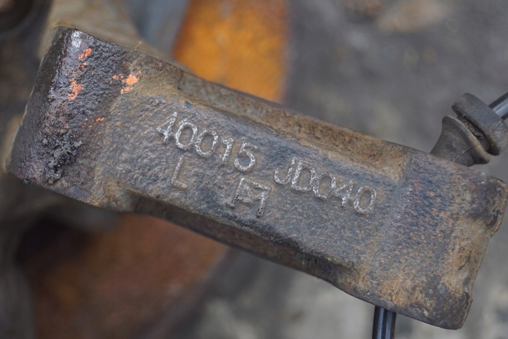 фото №7, Поворотный кулак левый перед nissan qashqai j10 40015jd040