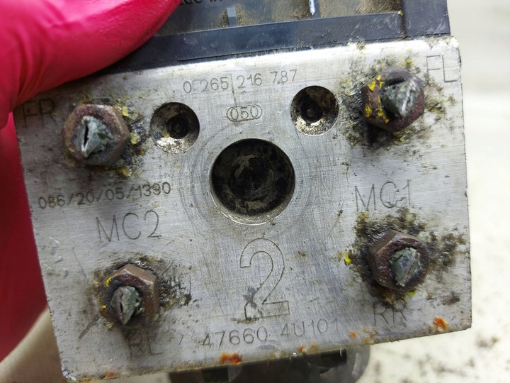 фото №8, Насос тормозная abs 476604u101 nissan almera n16 1.8