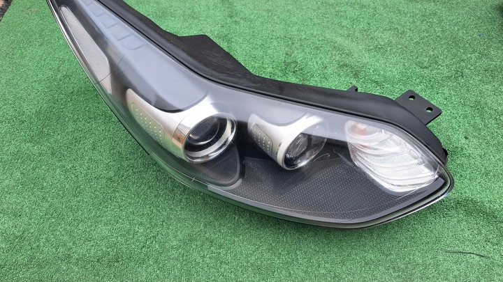 фото №1, Kia sportage 4 iv bi-xenon лампа передня kpl