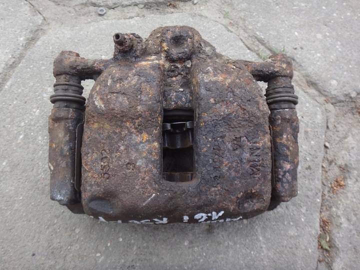 фото №2, Суппорт правые перед переднее mini cooper r56 1.6 i