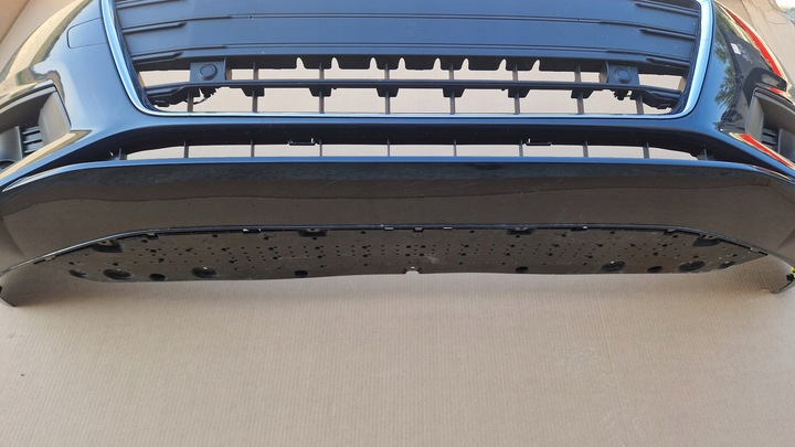 фото №8, Бампер audi a4 b9 рестайлинг цвет lx7l jak новый bez покраска pdcx4