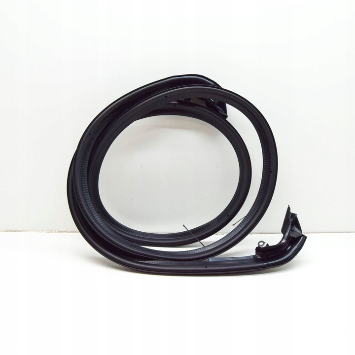 фото №7, Bmw 4 cabrio f33, f83 trunk lid gasket 7404466 51767404466