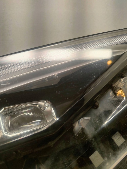 фото №6, Toyota bz4x повний led перед сторона права