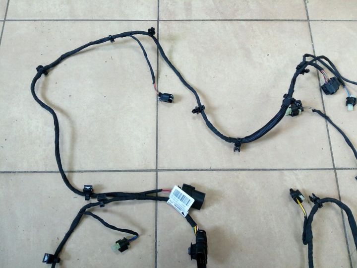 фото №9, Установка жгут pdc mercedes h243 оригинал.