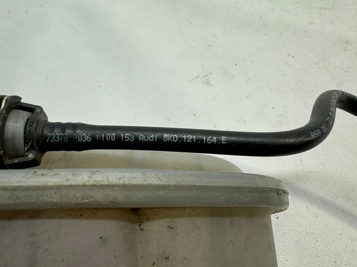 фото №6, Audi a4 b8 бачок розширювальний 8k0121405e + шланг трубка води 8k0121164e