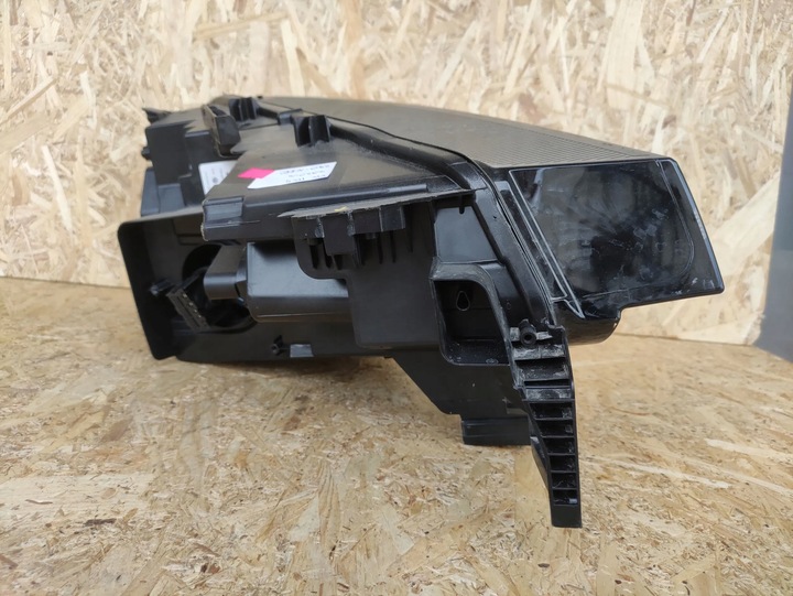 фото №8, Volkswagen id.4 2021 лампи передні