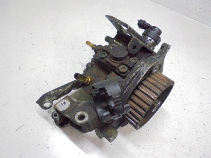 фото №7, Focus mk2 насос 9656300380 1,6tdci 0445010102