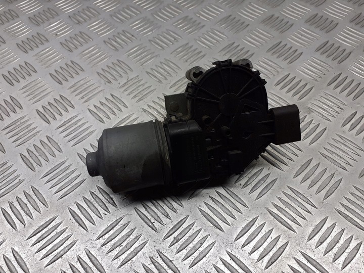 фото №1, Моторчик дворник перед alfa romeo 159 0390241915