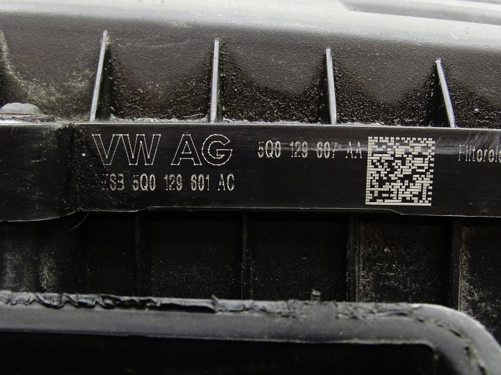 фото №8, Корпус фільтра повітря vw passat b8 octavia iii a3 8v 2.0 tdi 5q0129607aa