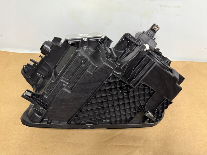 фото №7, Фара лампа передняя левая do audi q6 e-tron matrix