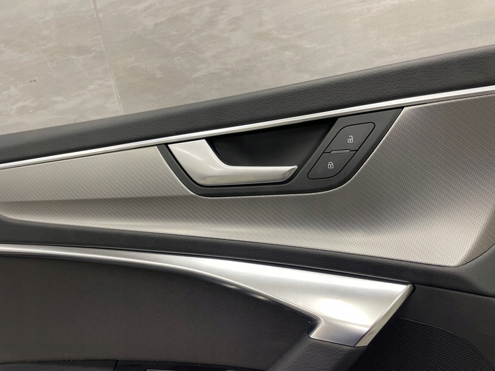 фото №6, Боковина оббивка двері a6 c8 зад ідеальні універсал