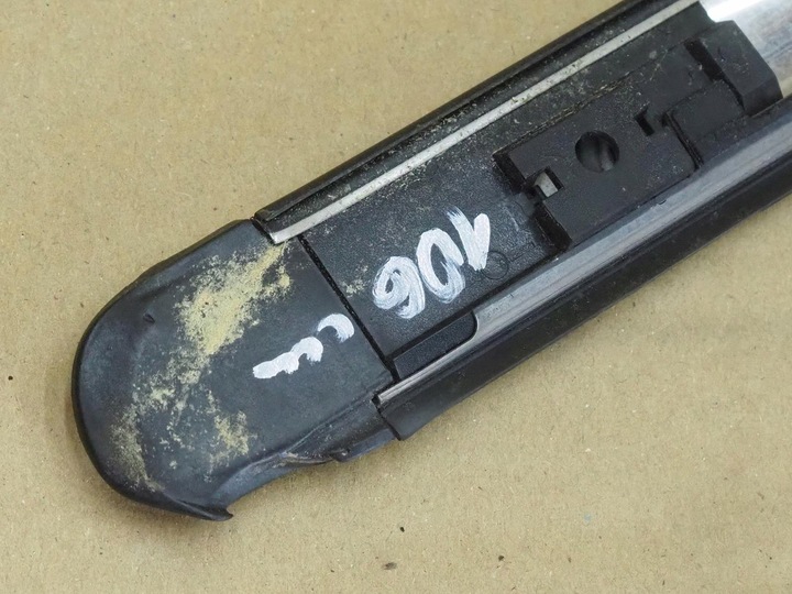 фото №16, Планка накладка хром ліва перед chrysler 300c 04-07 передній рестайлінг